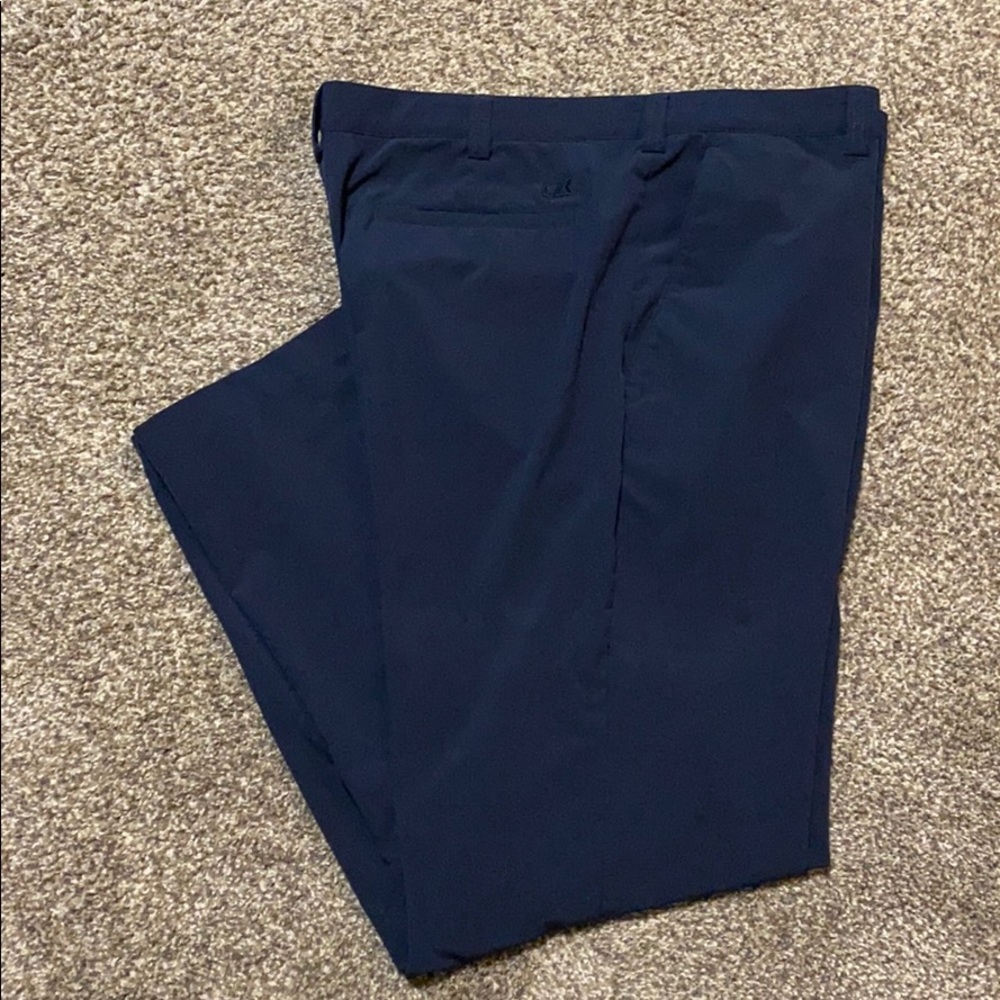 Men’s Navy Cutter and Buck pants